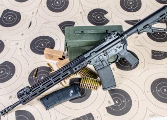 ar 15 handguards,AR-15 Handguards: A Comprehensive Guide for Enthusiasts