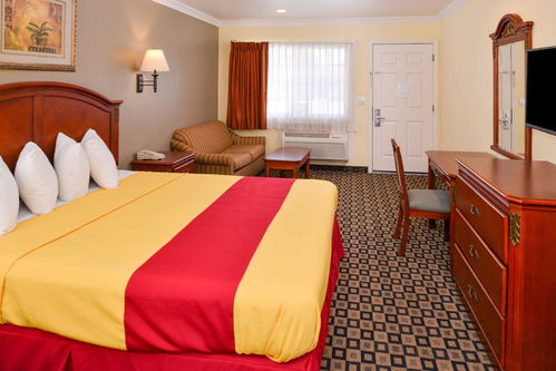 americas best value inn & suites hope hope ar,Accommodations