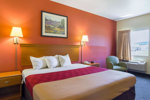 guest inn & suites little rock ar,Location and Accessibility